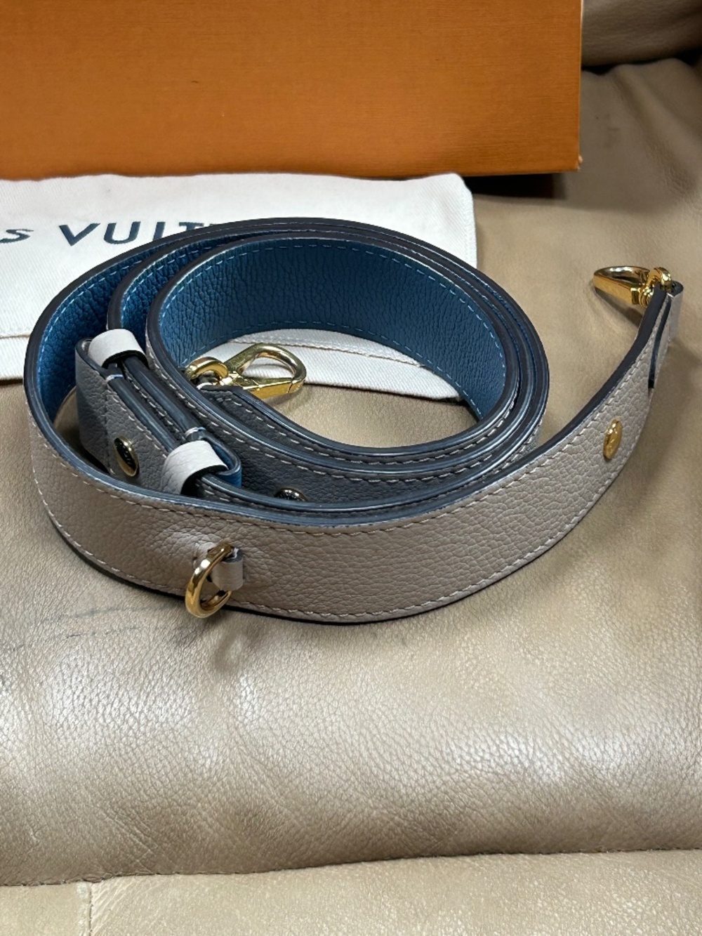 100% AUTHENTIC bicolor Louis Vuitton Taurillion, leather long strap